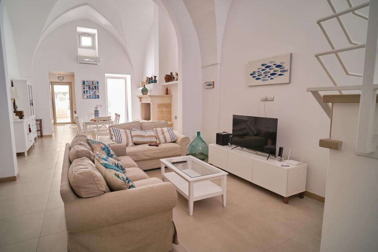 Casa Margherita - Typical Salento House 卡斯崔加纳诺德尔卡波 外观 照片